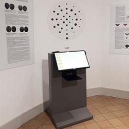 Medagliere Espositore Autoportante Interattivo Rotante MD-LGMO