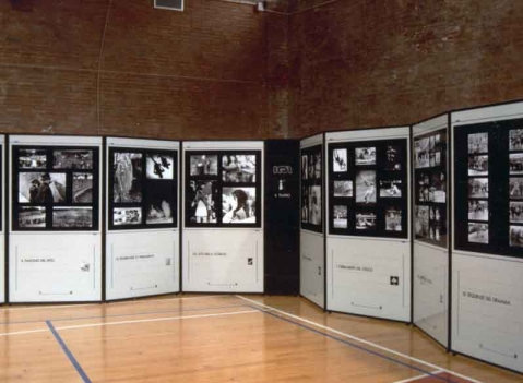 Pannelli espositivi modulari: LINEA CLIPPER