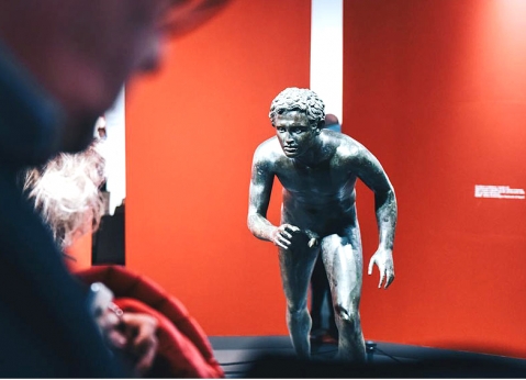 Parete espositiva autoportante modulare e bifacciale per pinacoteche e gallerie d'arte della LINEA OSTENDO