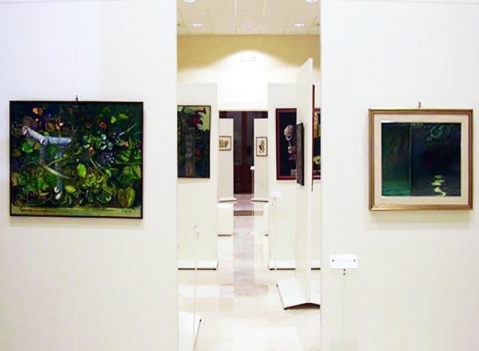 Parete espositiva autoportante modulare e bifacciale per pinacoteche e gallerie d'arte della LINEA OSTENDO