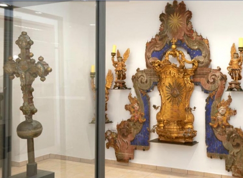 Vetrine espositive per musei della linea Argurion Museo d'Arte Sacra di Scaria,